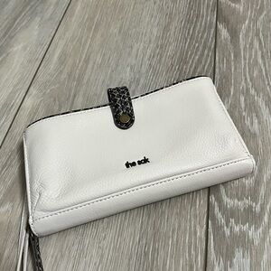The Sak White Leather Wallet with Minimalist Design